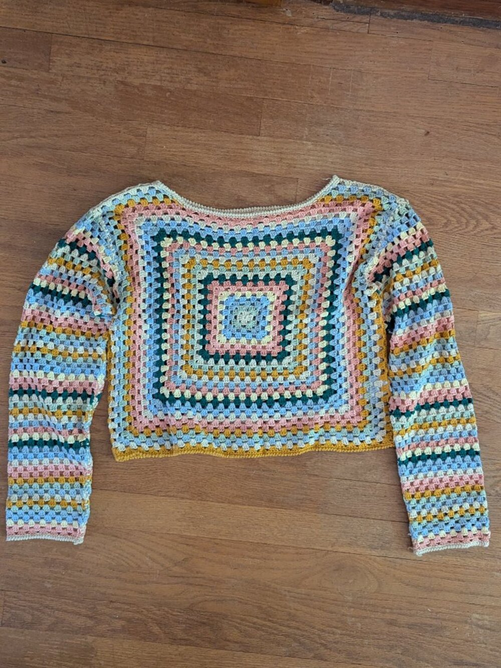 Crochet Cropped Sweater Ghanda